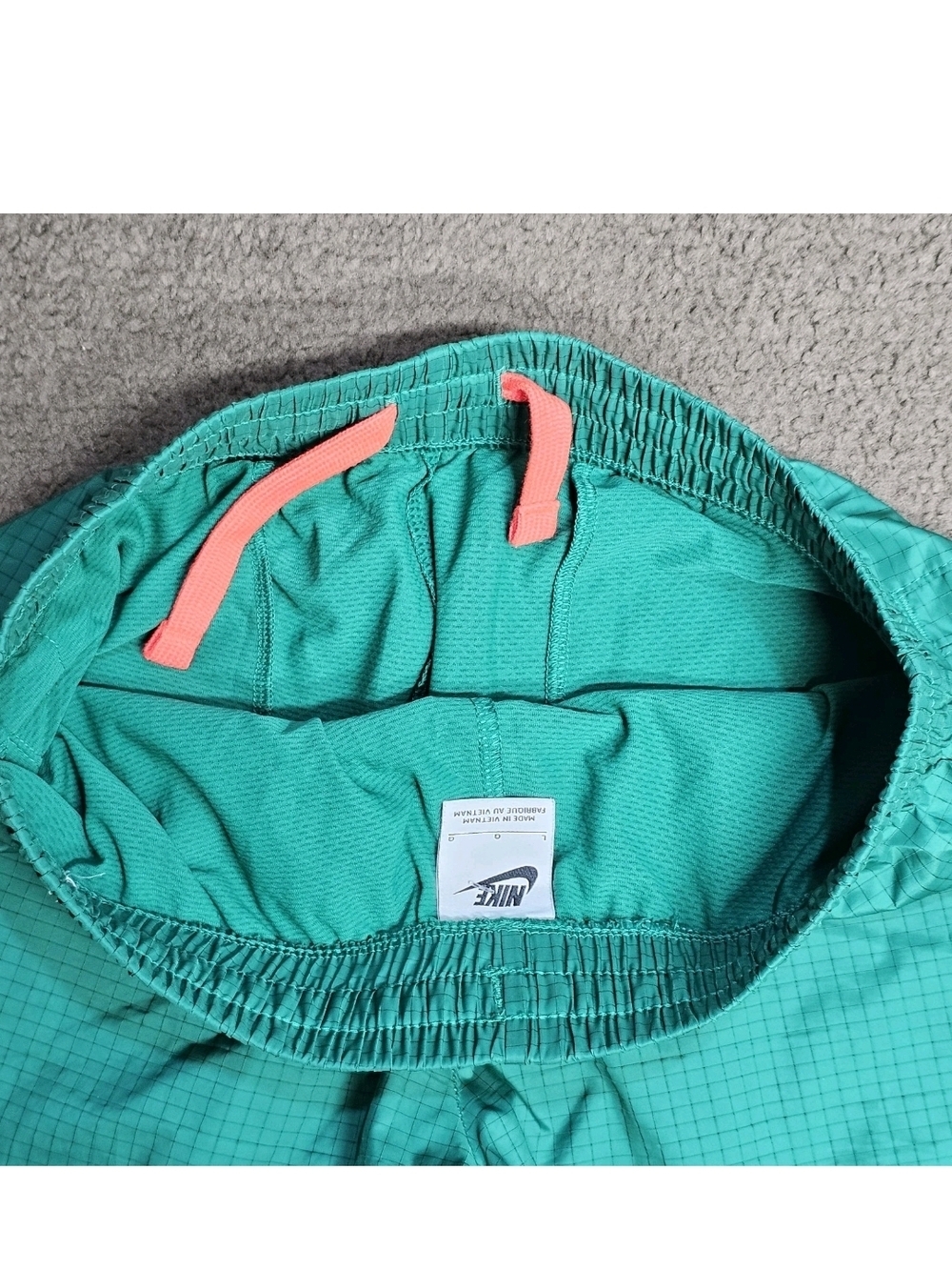 Nike Youth Large Green Hybrid Jogger Pants DQ8741-365 Athletic Windbreaker - Picture 5 of 7